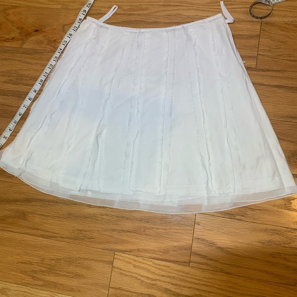 Armani Exchange white mini skirt. - Picture 9 of 11